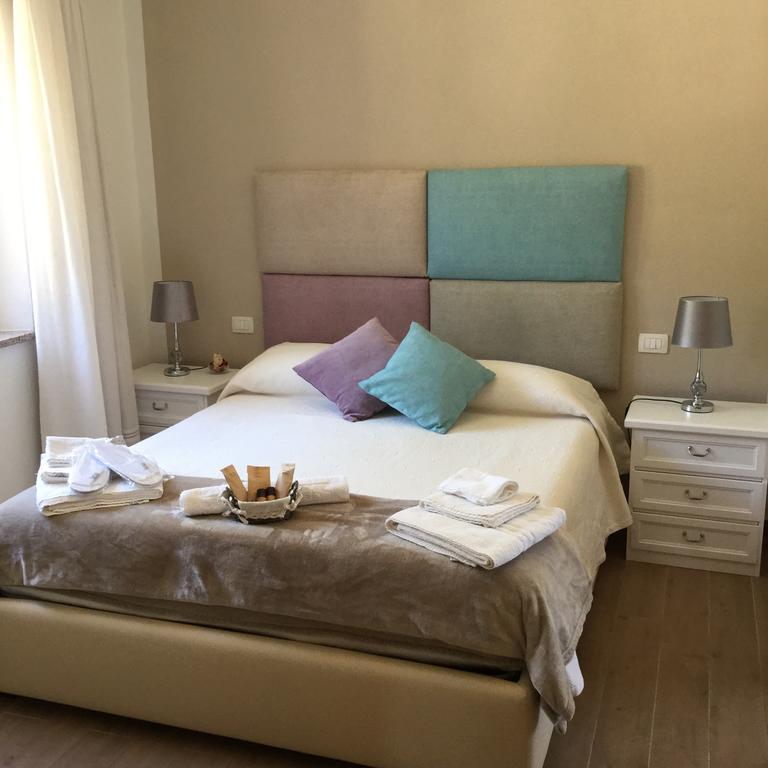 Il Giardino Di Daniela Bed and Breakfast San Teodoro  Eksteriør billede